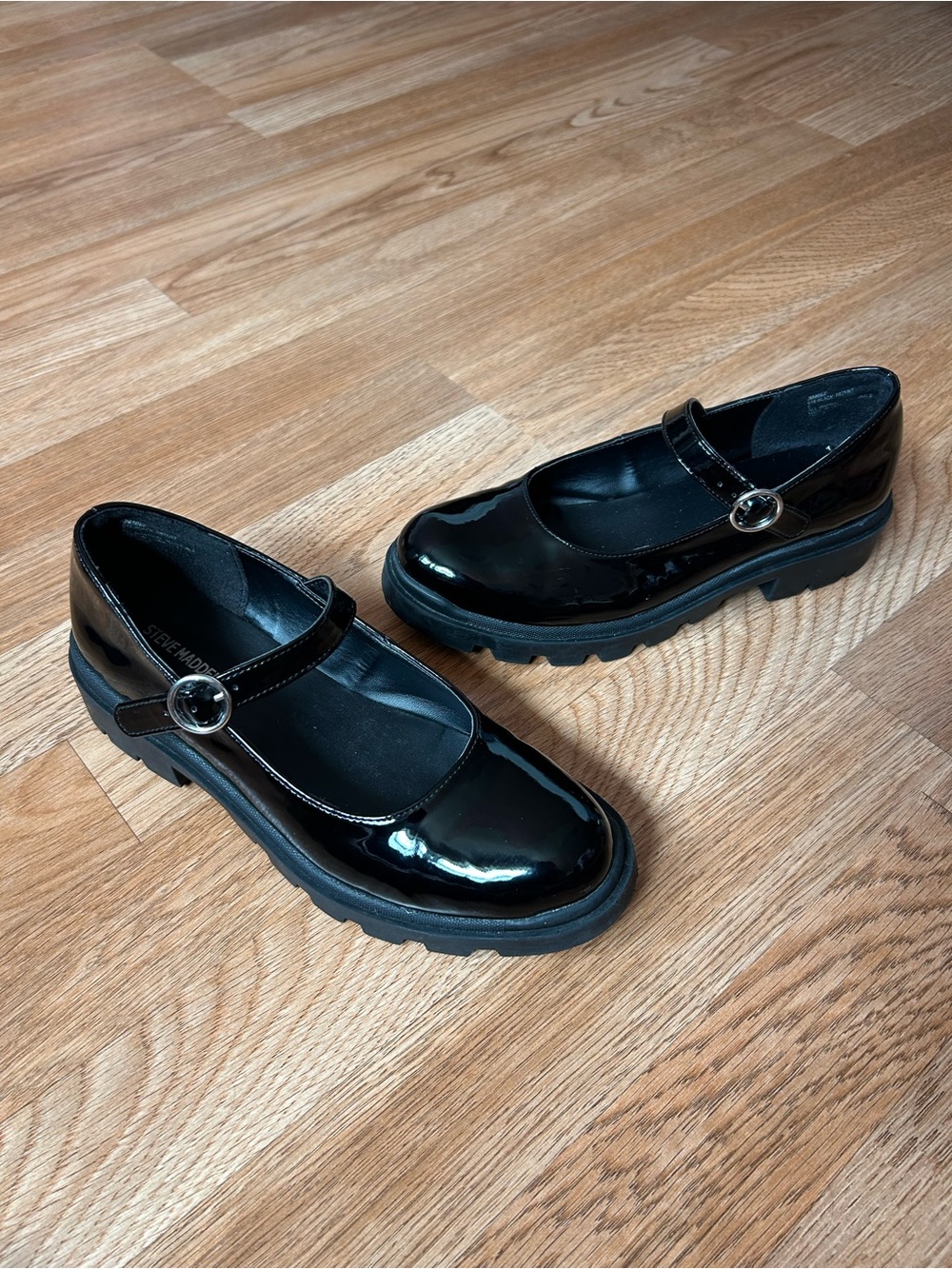Steve Madden Black Patent Mary Jane Chunky Sole